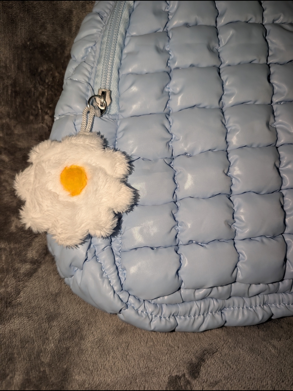 Adorable Wonder Nation Puffer Sling Bag Daisy Light Blue Hot Pink W Fun Charm - Picture 7 of 15